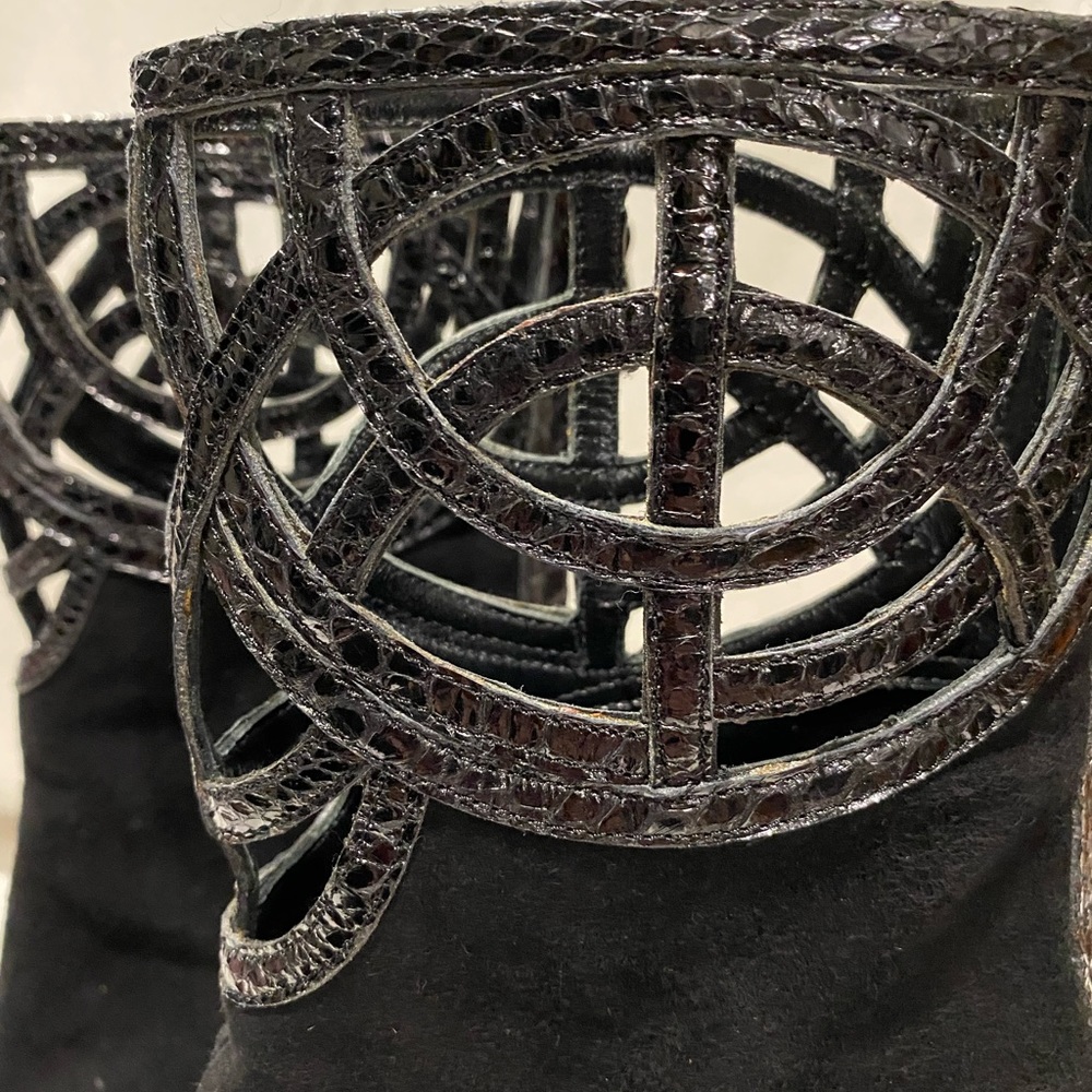 Catherine Malandrino black suede boots - Picture 7 of 7